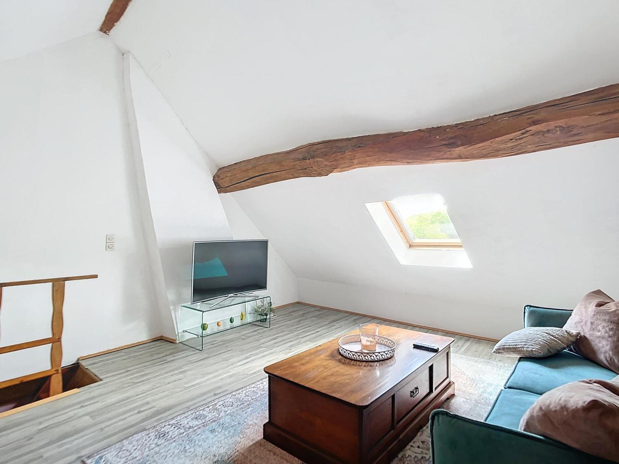 Charmante Maison Joux-la-Ville Екстер'єр фото